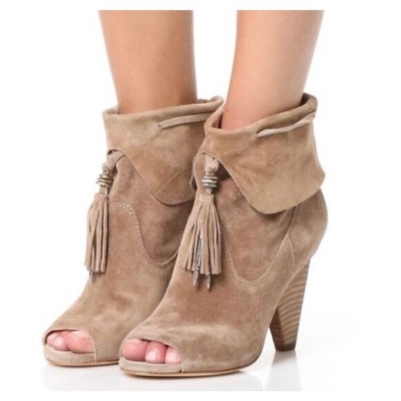 Sigerson Morrison booties women’s size 9 taupe suede tassel - Picture 1 of 6